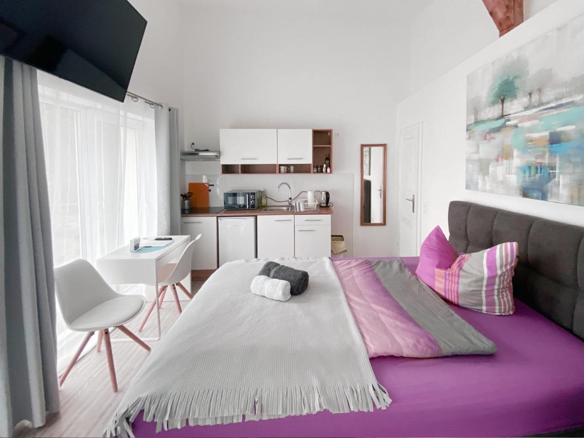 Schwanenburg Apartments Kolonie Rontgental Екстериор снимка