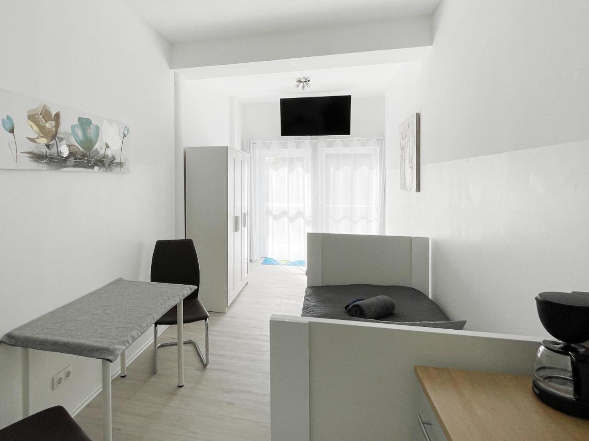 Schwanenburg Apartments Kolonie Rontgental Екстериор снимка