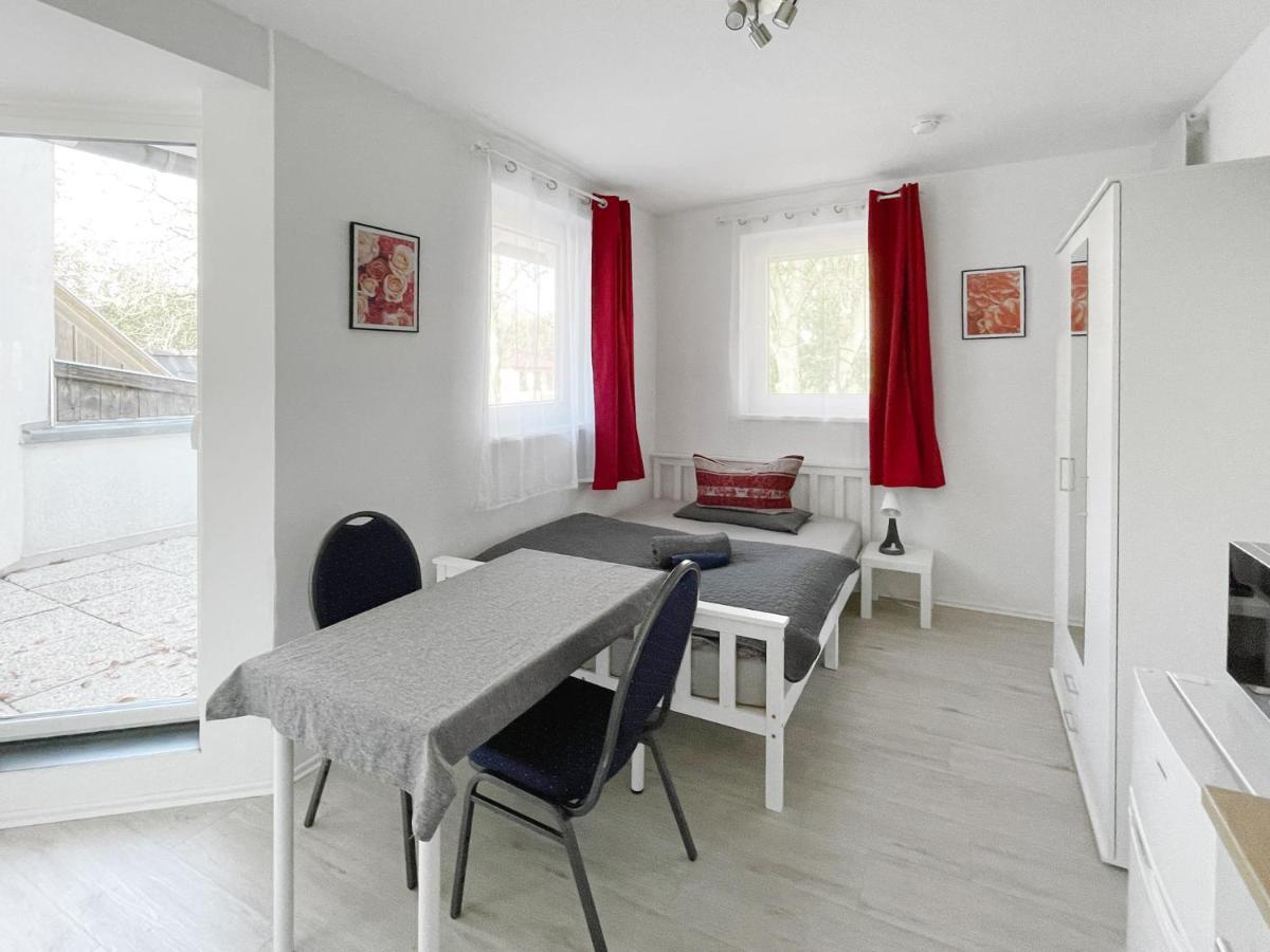 Schwanenburg Apartments Kolonie Rontgental Екстериор снимка