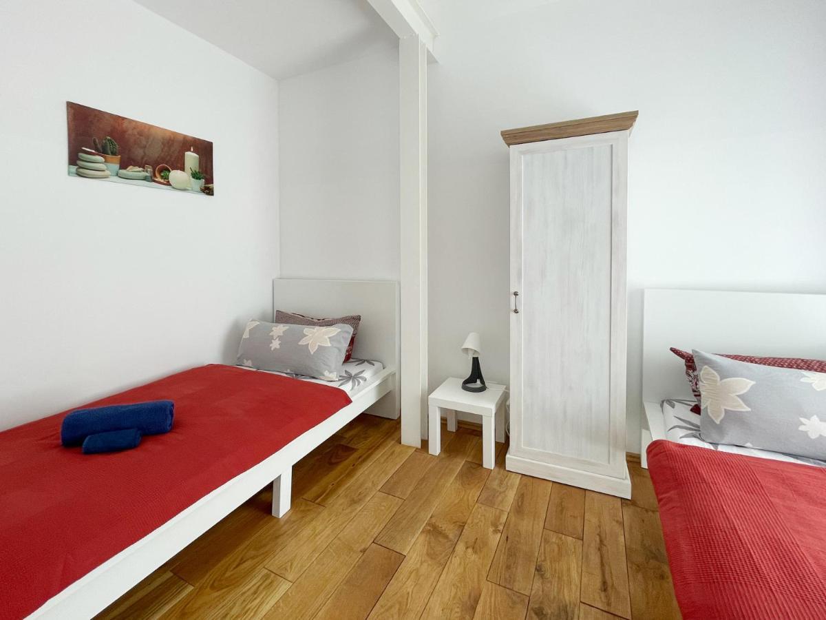 Schwanenburg Apartments Kolonie Rontgental Екстериор снимка