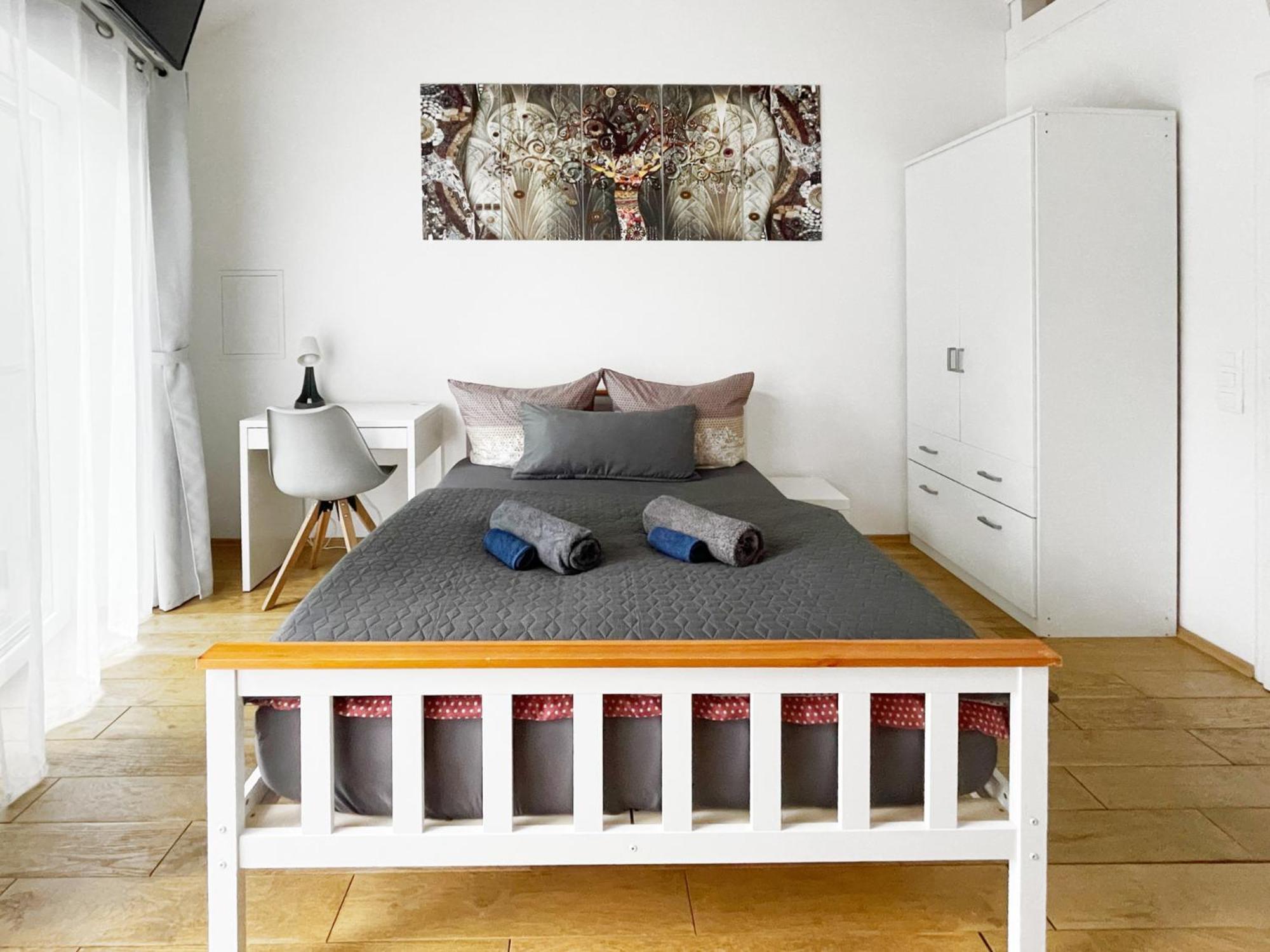 Schwanenburg Apartments Kolonie Rontgental Екстериор снимка